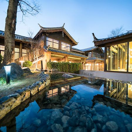 Lijiang Trustay Heartisan Boutique Hotel & Resort Bagian luar foto